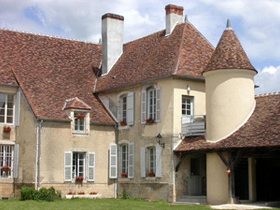 Domaine De Surgy Albergue Exterior foto